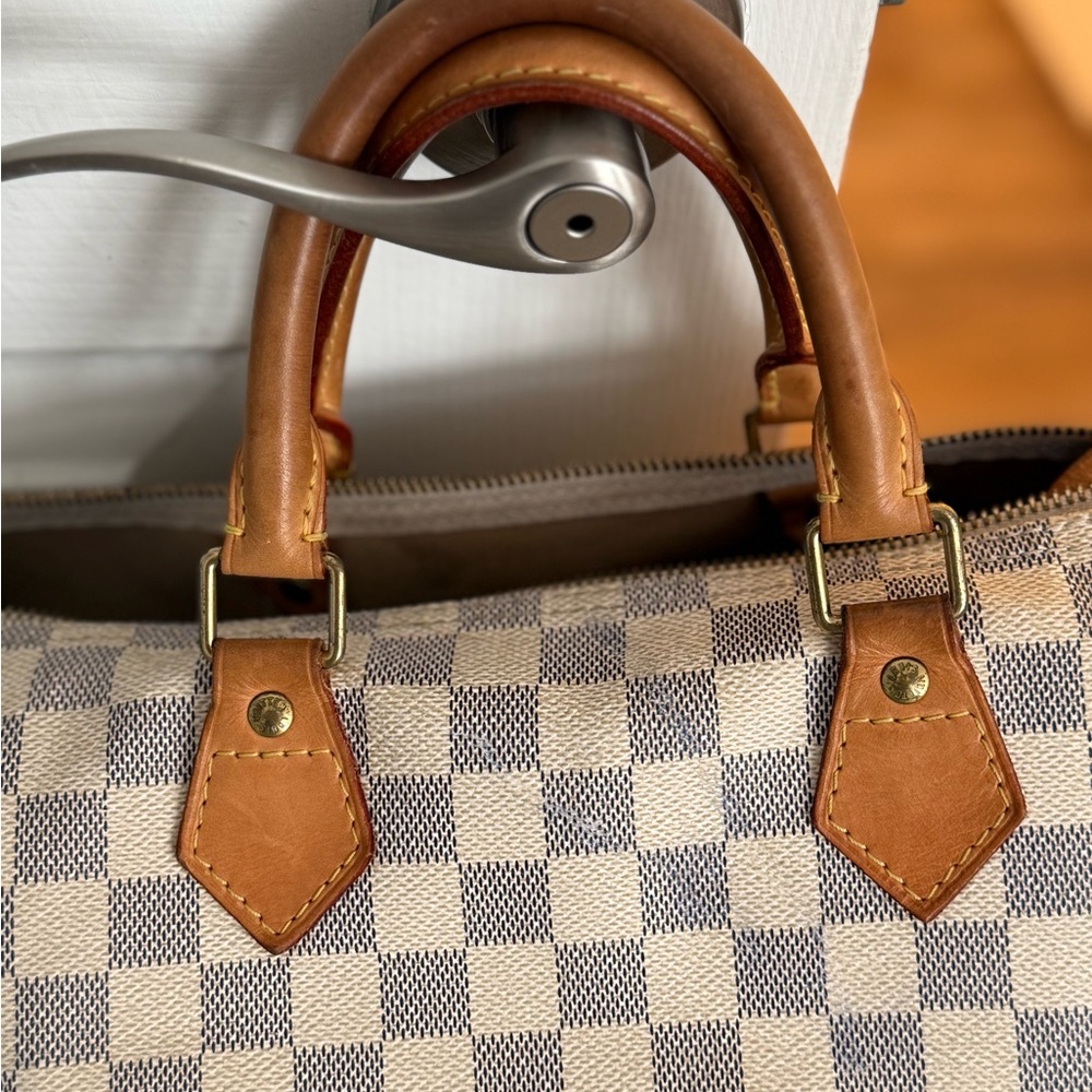 Authentic Louis Vuitton Damier Azur Speedy 35 - Picture 6 of 12